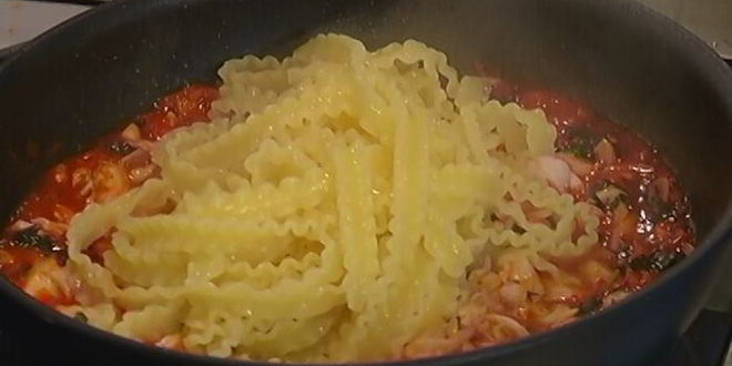 Рецепт пасты с сибасом и помидорами черри