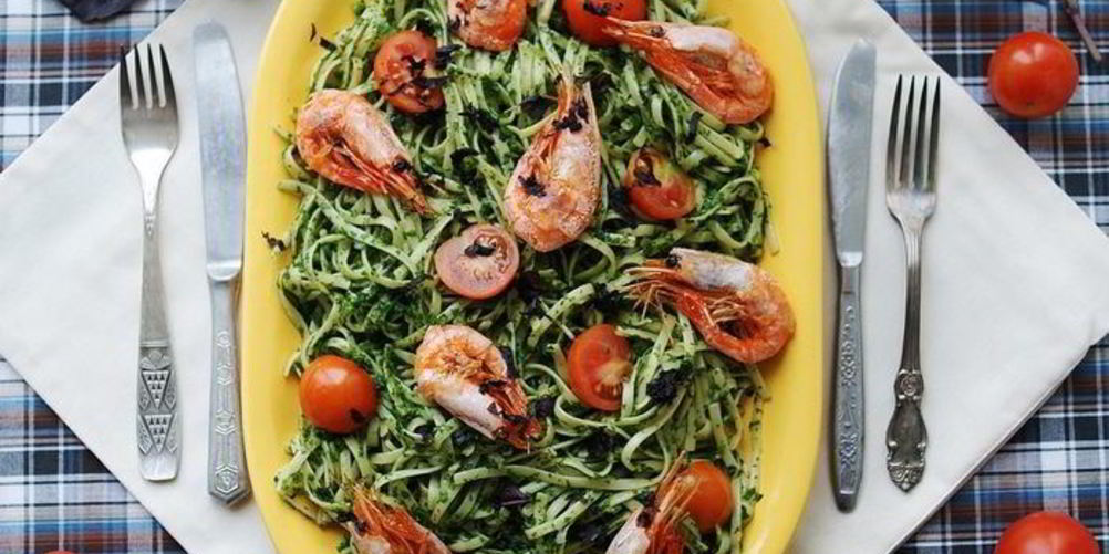 Как приготовить пасту со шпинатом и креветками