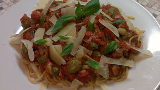 Рецепт Спагетти путанеска с томатами и анчоусами