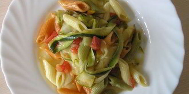 Рецепт трехцветной пасты пенне с цукини