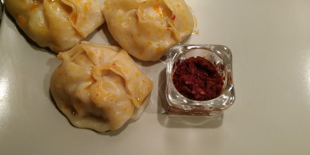 Как приготовить мантов с острым соусом