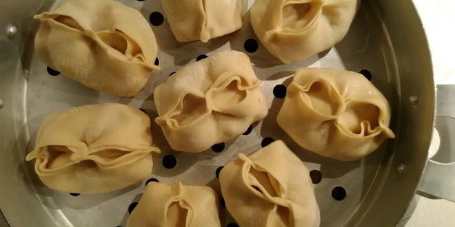 Рецепт мантов с острым соусом