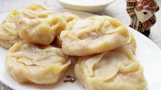 Рецепт Мантов с тыквой и луком