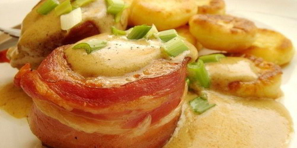 Как приготовить медальоны из свиной вырезки и картофельные ньокки под сливочно-горчичным соусом