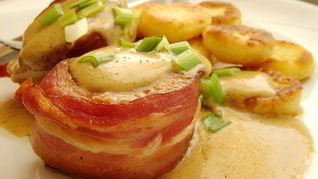 Рецепт Медальонов из свиной вырезки и картофельные ньокки под сливочно-горчичным соусом