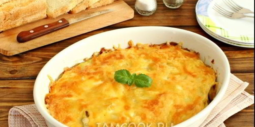 Как приготовить мясо по-французски с картошкой и грибами