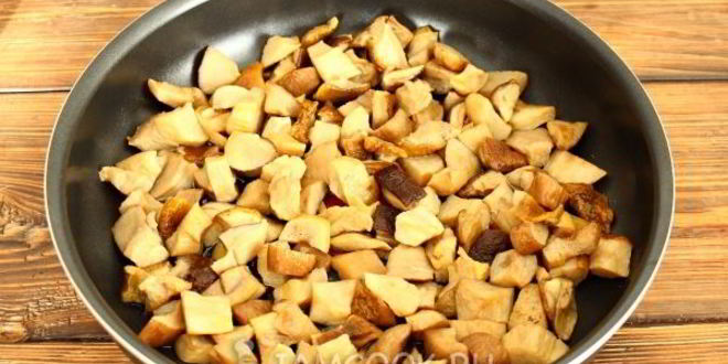 Рецепт мяса по-французски с картошкой и грибами