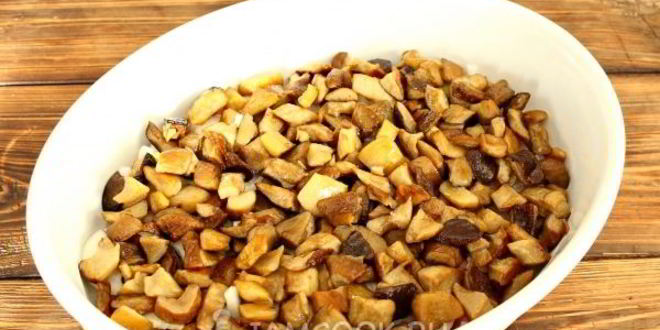 Рецепт мяса по-французски с картошкой и грибами