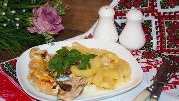 Рецепт Мяса по-французски в духовке с картошкой