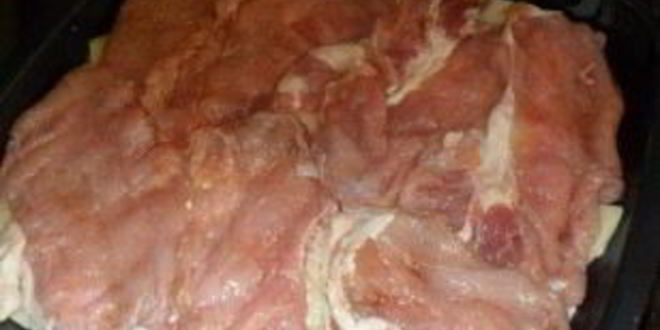 Рецепт свинины по-французски с помидорами и картошкой