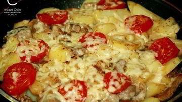 Рецепт Свинины с картофелем, запеченная под сыром на сковороде по-французски