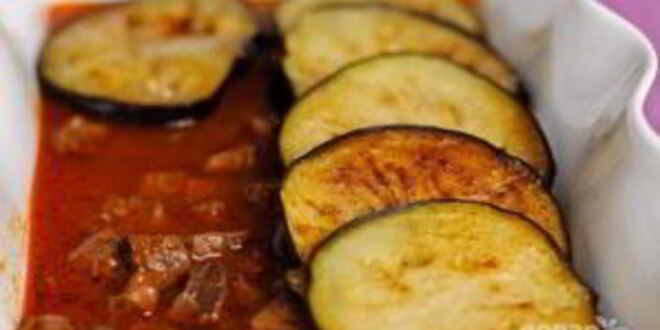 Рецепт говядины с баклажанами и помидорами в духовке