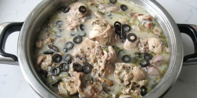 Рецепт кролика с грибами в белом вине