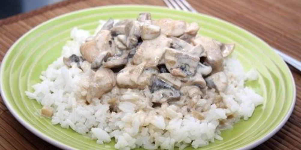 Как приготовить куриную грудку с вешенками