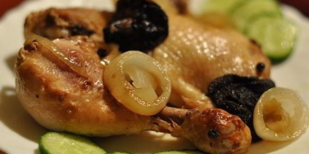 Как приготовить курицу, тушенную кусочками