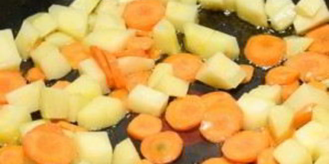 Рецепт курицы в горшочках с овощами