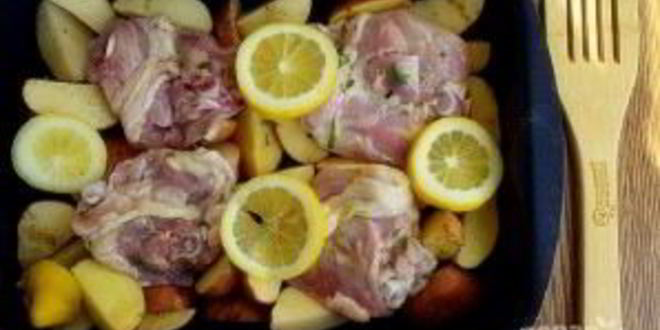 Рецепт курицы, запеченной с лимоном и травами