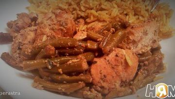 Рецепт Пряного куриного филе с фасолью