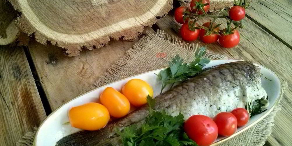 Как приготовить сазана в фольге в духовке