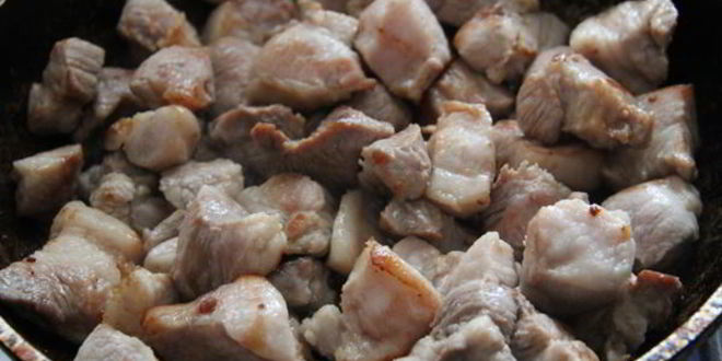 Рецепт свинины с кешью, ананасами и соевым соусом