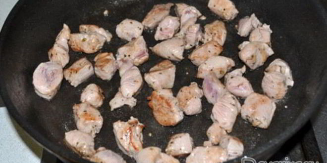 Рецепт свинины, тушенной с черносливом