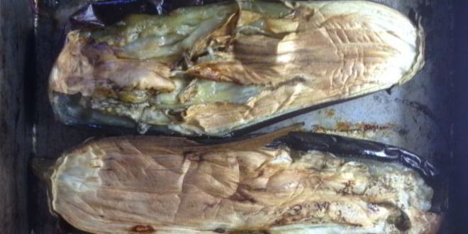 Рецепт баклажанов в духовке с мясной начинкой