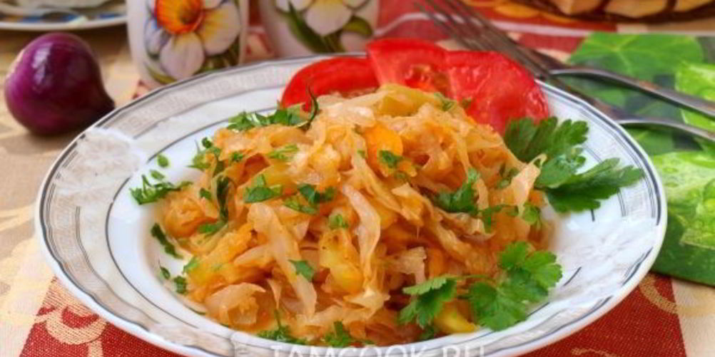 Как приготовить капусту тушеную с кабачками