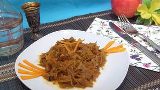 Рецепт Капусты тушеной с яблоками