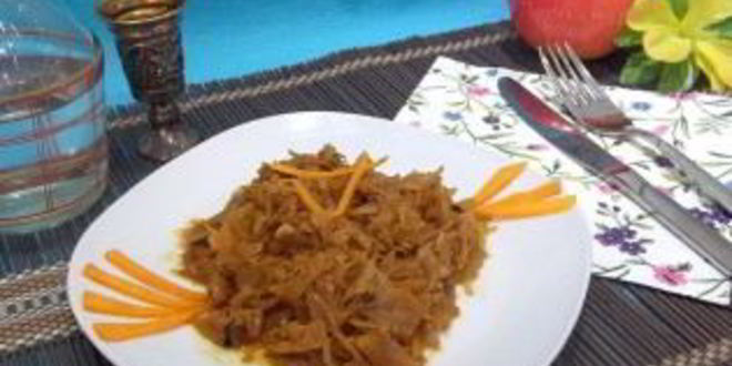 Рецепт капусты тушеной с яблоками