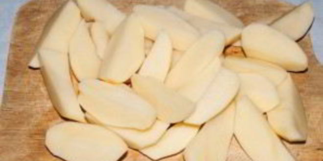 Рецепт картошки, тушенной с баклажанами