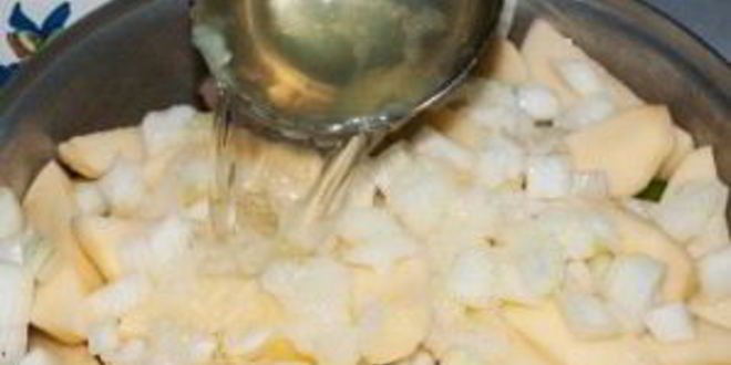 Рецепт картошки, тушенной с баклажанами