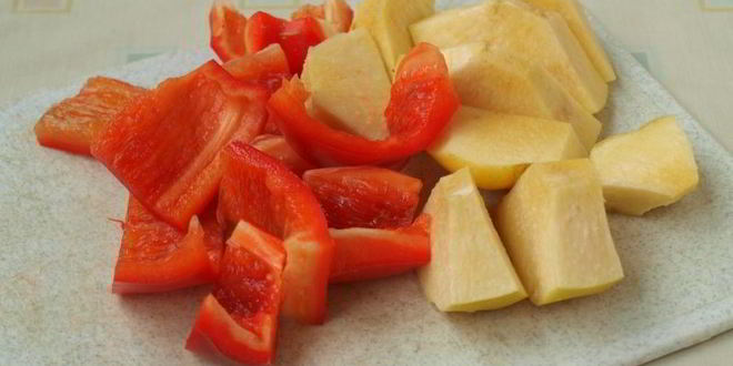 Рецепт консервированных баклажанов с айвой