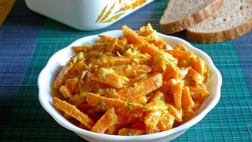 Рецепт Моркови тушеной с луком и сметаной