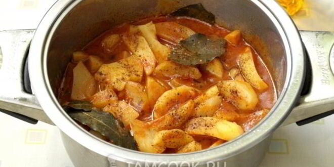 Рецепт тушеной картошки с говядиной в кастрюле