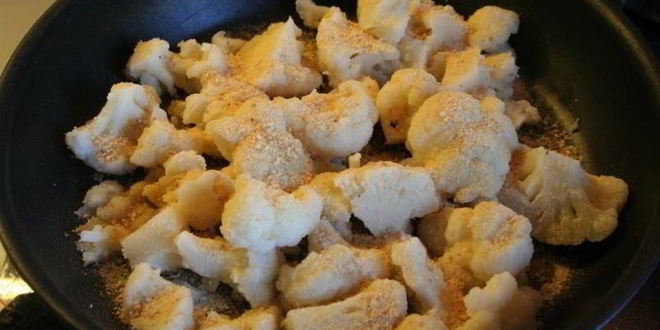 Рецепт тушеной цветной капусты с сыром