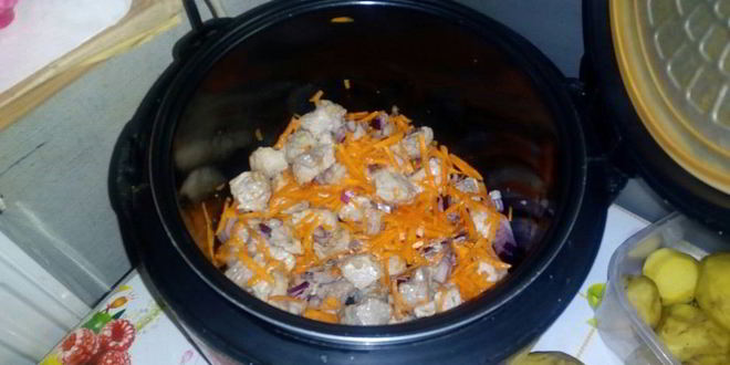 Рецепт тушеного картофеля с мясом в мультиварке
