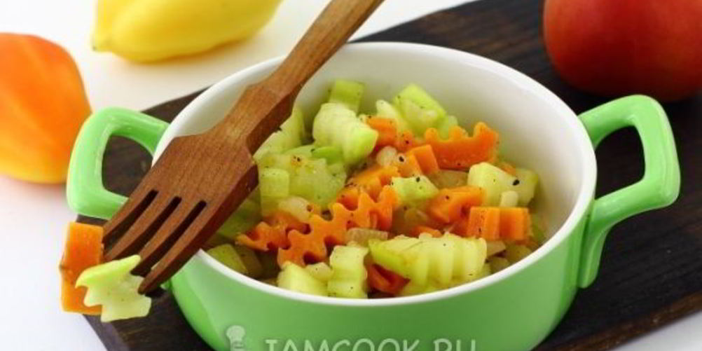 Как приготовить тушеные кабачки с морковью и луком