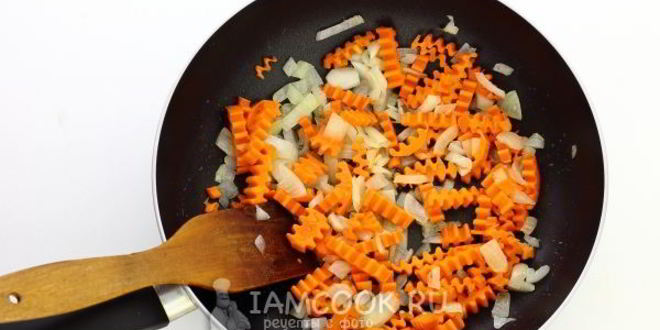 Рецепт тушеных кабачков с морковью и луком
