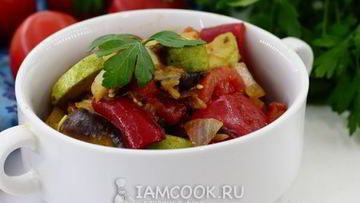Рецепт Тушеных овощей с баклажанами и кабачками