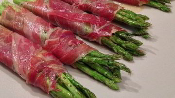 Рецепт Жареной спаржи с хамоном