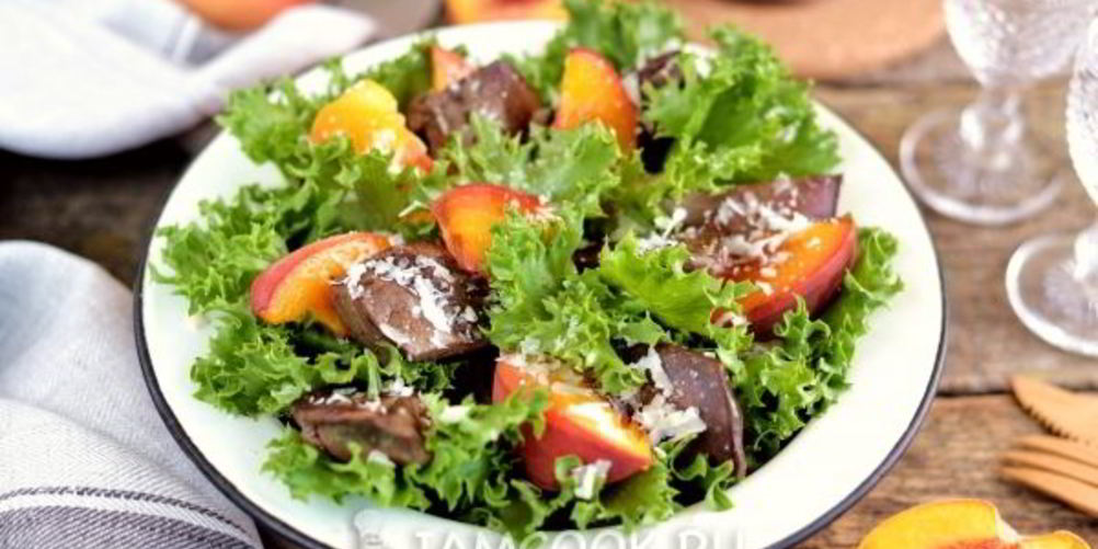 Как приготовить индюшиную печень с персиками