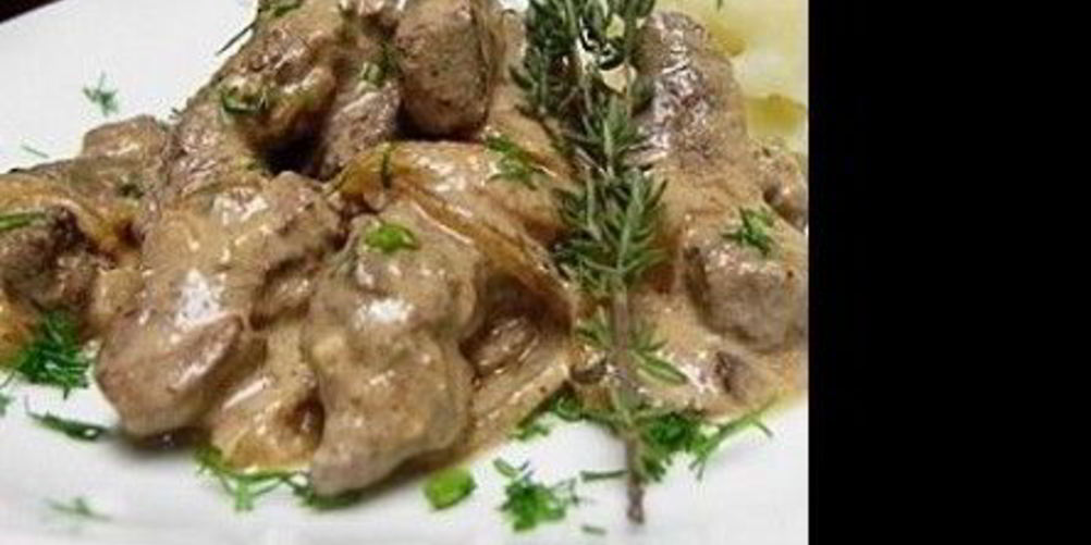 Как приготовить куриную печень по-строгановски