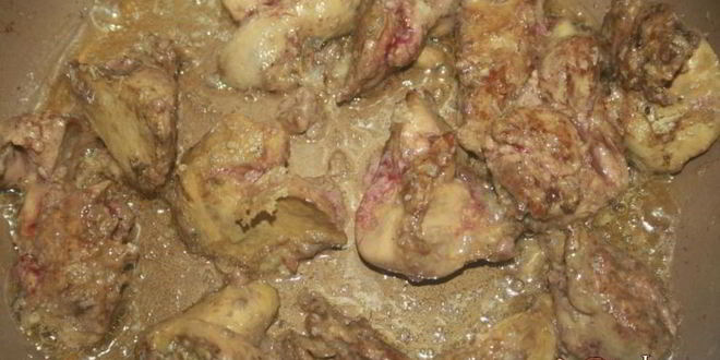 Рецепт куриной печени с овощами в сметанном соусе