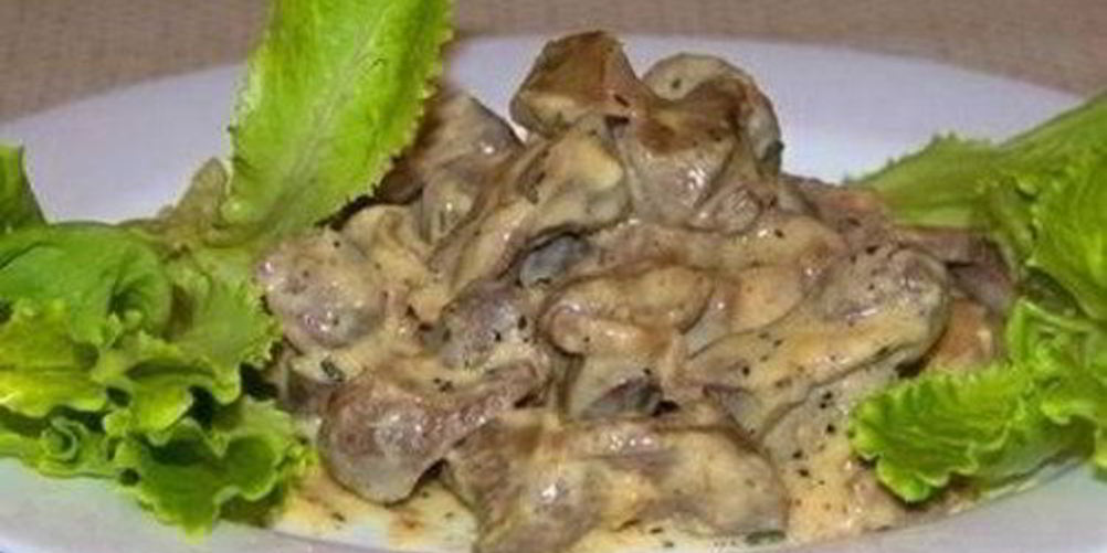 Как приготовить куриную печень в сметане