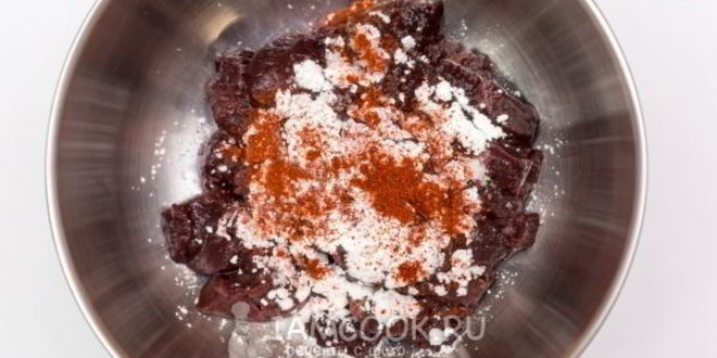 Рецепт печени говяжья, тушенная в томатно-соевом соусе