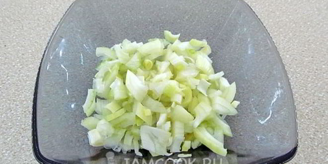 Рецепт печени куриной в яблочном соусе в микроволновке