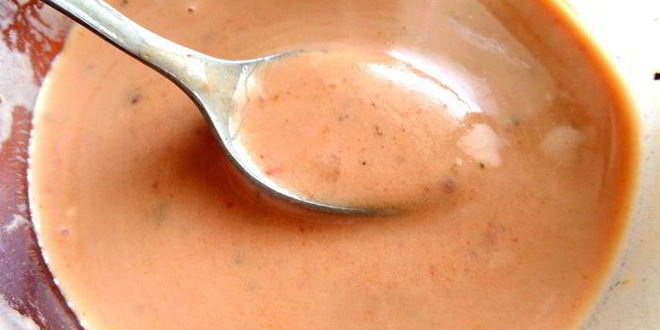 Рецепт печени в горшочке в сметанно-томатном соусе с овощами