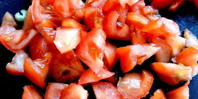 Рецепт печени в горшочке в сметанно-томатном соусе с овощами