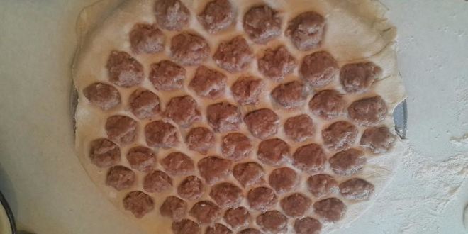 Рецепт классических пельменей в пельменнице