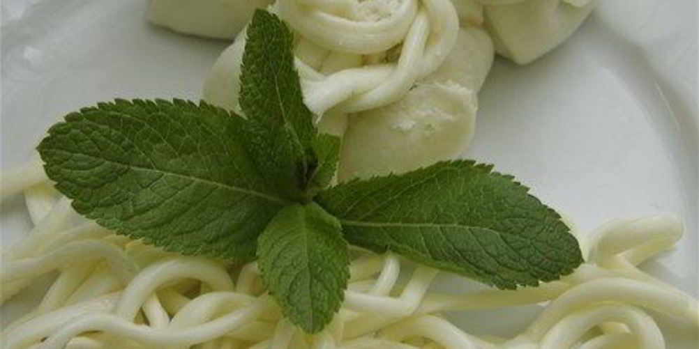 Как приготовить лазурада — хинкали из сыра надуги с мятной аджикой